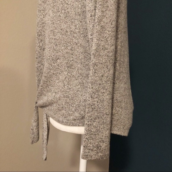 IZ Byer marled gray tie front blouse - Picture 7 of 12